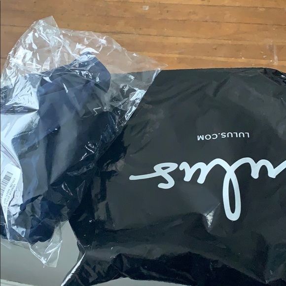 LULUS NAVY DRESS - Picture 3 of 4